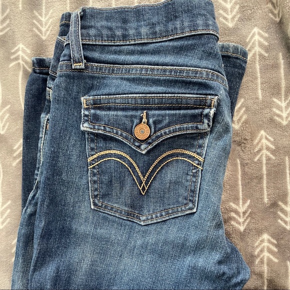 Levi Jeans - Picture 4 of 4